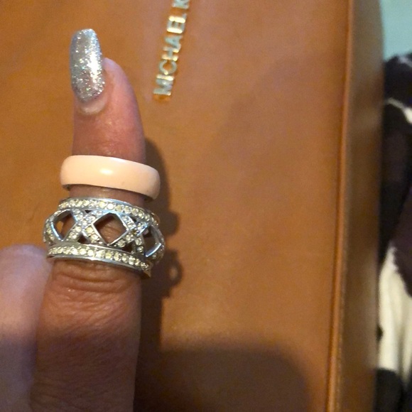 Ring - Picture 2 of 2